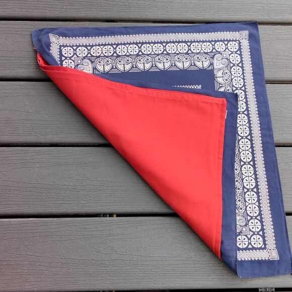 Navy Bandana on Red Cotton 20 x 20 Accent Throw Pillow NEW - Picture 7 of 11